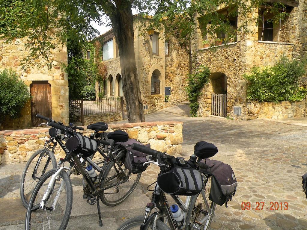 Отель Arcs De Monells - Adults Only Экстерьер фото